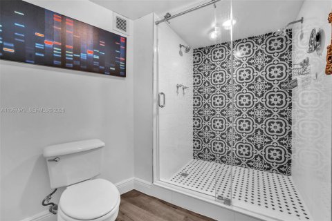 Condominio en venta en Fort Lauderdale, Florida, 2 dormitorios, 125.42 m2 № 2019831 - foto 17