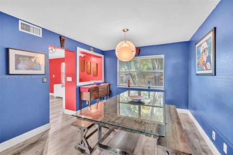 Condominio en venta en Fort Lauderdale, Florida, 2 dormitorios, 125.42 m2 № 2019831 - foto 8