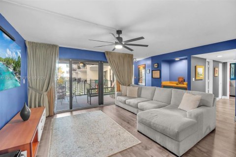 Condominio en venta en Fort Lauderdale, Florida, 2 dormitorios, 125.42 m2 № 2019831 - foto 11