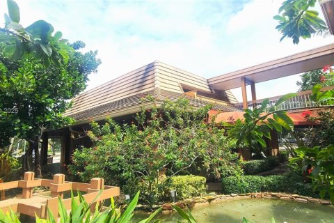 Propiedad comercial en venta en Sunrise, Florida № 1980825 - foto 4