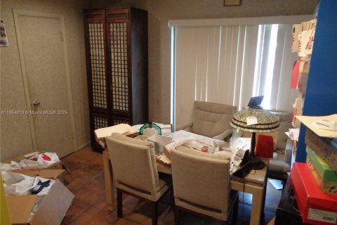 Propiedad comercial en venta en Sunrise, Florida № 1980825 - foto 26