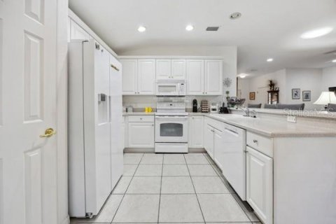 House in Summerfield, Florida 2 bedrooms, 146.32 sq.m. № 1798462 - photo 12