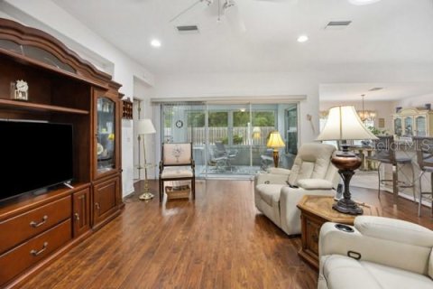 House in Summerfield, Florida 2 bedrooms, 146.32 sq.m. № 1798462 - photo 10