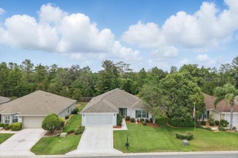 House in Summerfield, Florida 2 bedrooms, 146.32 sq.m. № 1798462 - photo 2
