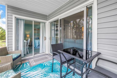Condo in Saint Petersburg, Florida, 2 bedrooms  № 2222429 - photo 26