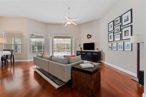 Casa en venta en Orlando, Florida, 4 dormitorios, 252.97 m2 № 1757021 - foto 10