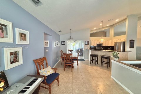 House in Port St. Lucie, Florida 4 bedrooms, 212.1 sq.m. № 1839603 - photo 15