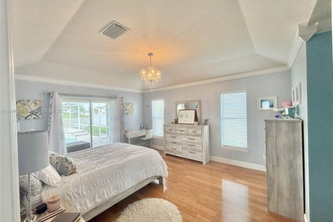 House in Port St. Lucie, Florida 4 bedrooms, 212.1 sq.m. № 1839603 - photo 10