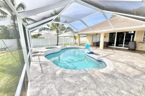 House in Port St. Lucie, Florida 4 bedrooms, 212.1 sq.m. № 1839603 - photo 25