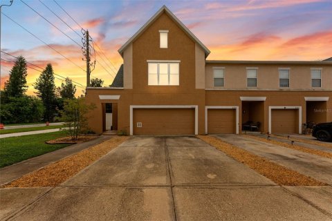 Touwnhouse à louer à Saint Petersburg, Floride: 3 chambres, 156.54 m2 № 2418682 - photo 2
