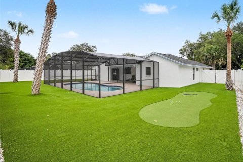 House in Oviedo, Florida 3 bedrooms, 164.81 sq.m. № 2230400 - photo 28