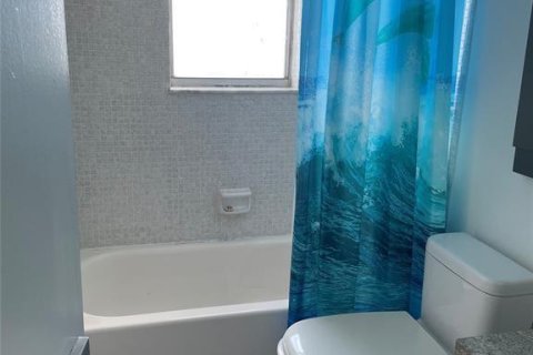 Condo in Lauderdale Lakes, Florida, 2 bedrooms  № 2086923 - photo 7