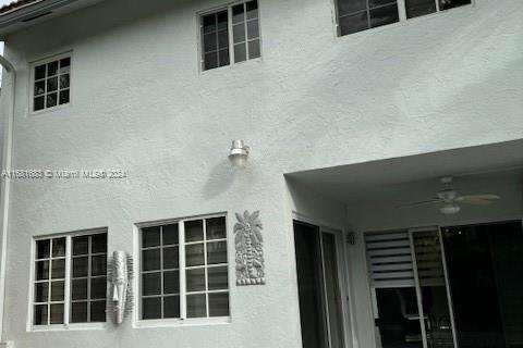 Casa en venta en Miami, Florida, 3 dormitorios, 159.05 m2 № 1864193 - foto 30