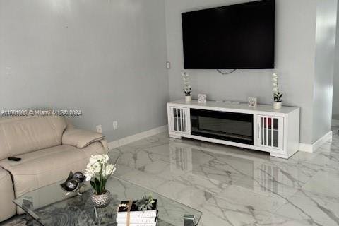 Casa en venta en Miami, Florida, 3 dormitorios, 159.05 m2 № 1864193 - foto 23