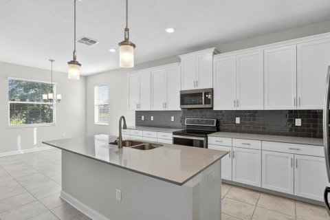 Casa en venta en Davenport, Florida, 3 dormitorios, 241.36 m2 № 2212099 - foto 6