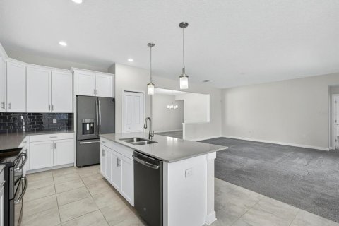 Casa en venta en Davenport, Florida, 3 dormitorios, 241.36 m2 № 2212099 - foto 8