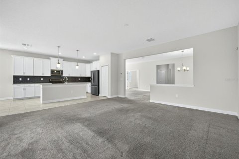 Casa en venta en Davenport, Florida, 3 dormitorios, 241.36 m2 № 2212099 - foto 4