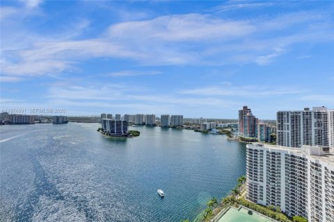 Condo in Aventura, Florida, 2 bedrooms  № 2042740