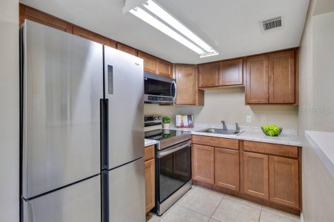 Condo in Orlando, Florida, 2 bedrooms  № 1847293 - photo 4