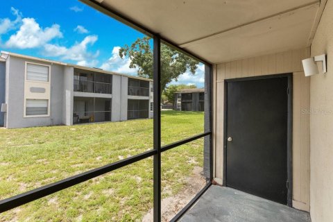 Condo in Orlando, Florida, 2 bedrooms  № 1847293 - photo 12