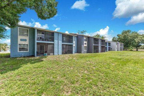 Condo in Orlando, Florida, 2 bedrooms  № 1847293 - photo 14