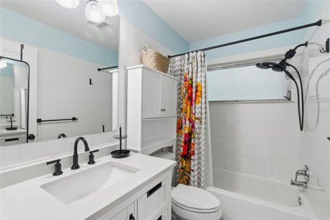 Villa ou maison à louer à Clearwater, Floride: 3 chambres, 129.51 m2 № 2419239 - photo 19
