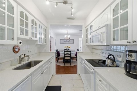 Villa ou maison à louer à Clearwater, Floride: 3 chambres, 129.51 m2 № 2419239 - photo 16