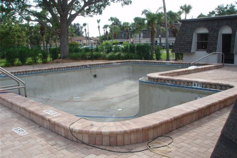 Condo in Clearwater, Florida, 2 bedrooms  № 1685176 - photo 19