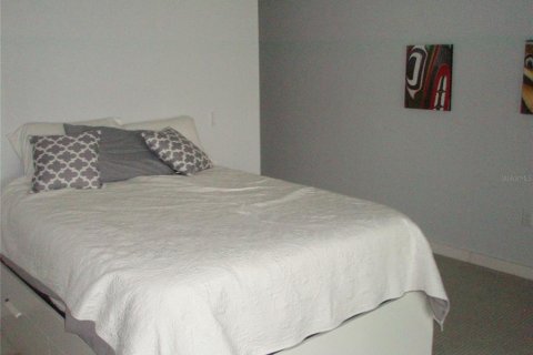 Condo in Clearwater, Florida, 2 bedrooms  № 1685176 - photo 6