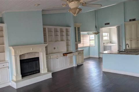 House in Cape Coral, Florida 4 bedrooms, 279.54 sq.m. № 1747554 - photo 3