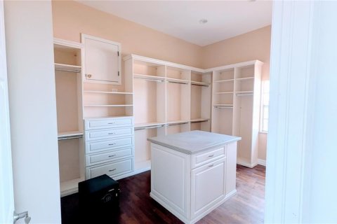 House in Cape Coral, Florida 4 bedrooms, 279.54 sq.m. № 1747554 - photo 25