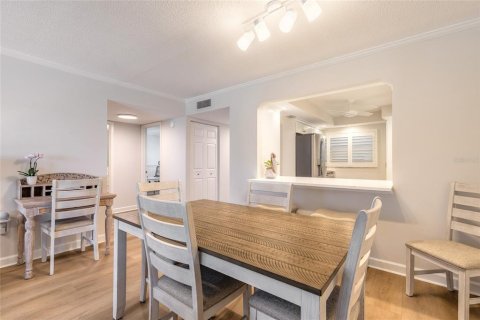 Condo in New Smyrna Beach, Florida, 2 bedrooms  № 1575156 - photo 24