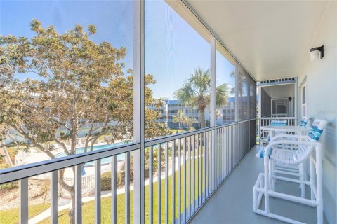 Condo in New Smyrna Beach, Florida, 2 bedrooms  № 1575156 - photo 29