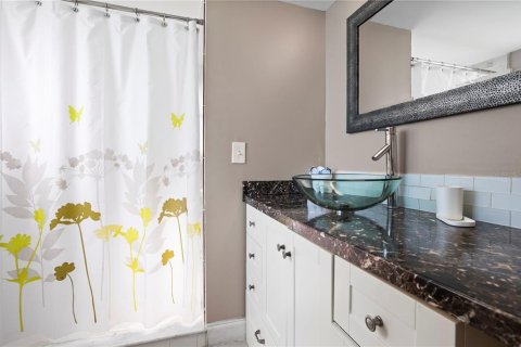 Condo in Kissimmee, Florida, 3 bedrooms  № 1879642 - photo 23