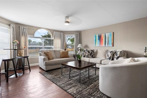 Condo in Kissimmee, Florida, 3 bedrooms  № 1879642 - photo 6