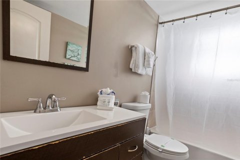Condo in Kissimmee, Florida, 3 bedrooms  № 1879642 - photo 18