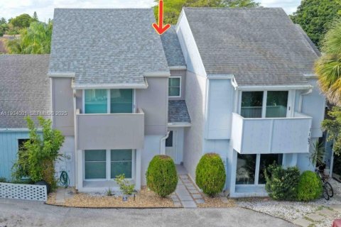 House in Wellington, Florida 2 bedrooms, 122.45 sq.m. № 1992890 - photo 29