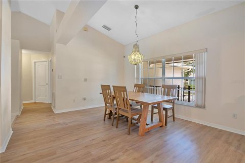 Villa ou maison à vendre à Clermont, Floride: 3 chambres, 158.49 m2 № 2430986 - photo 9