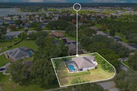 Villa ou maison à vendre à Clermont, Floride: 3 chambres, 158.49 m2 № 2430986 - photo 2