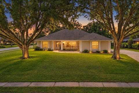 Villa ou maison à Clermont, Floride 3 chambres, 158.49 m2 № 2430986