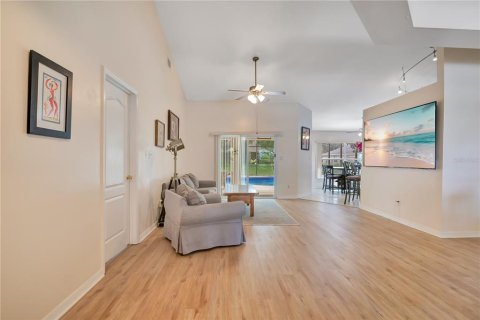 Villa ou maison à vendre à Clermont, Floride: 3 chambres, 158.49 m2 № 2430986 - photo 6