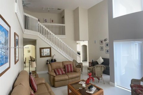 Villa ou maison à vendre à Hollywood, Floride: 4 chambres, 213.68 m2 № 1928334 - photo 23