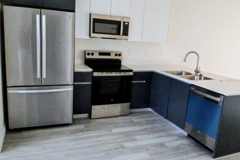Copropriété à louer à Gainesville, Floride: 2 chambres, 90.39 m2 № 2167832 - photo 4
