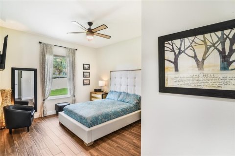 Casa en venta en Ocala, Florida, 4 dormitorios, 295.99 m2 № 1826673 - foto 16