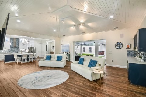 Casa en venta en Ocala, Florida, 4 dormitorios, 295.99 m2 № 1826673 - foto 5