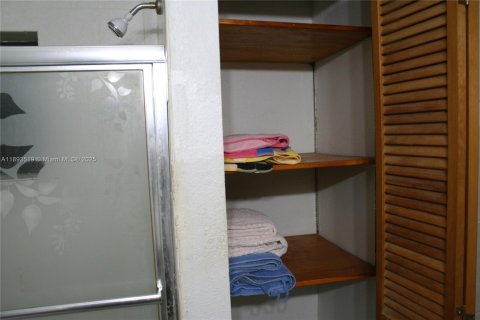 Casa en venta en Tavernier, Florida, 3 dormitorios, 128.21 m2 № 1945733 - foto 24