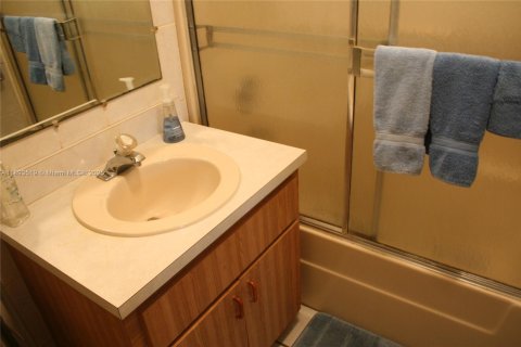 Casa en venta en Tavernier, Florida, 3 dormitorios, 128.21 m2 № 1945733 - foto 14
