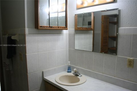Casa en venta en Tavernier, Florida, 3 dormitorios, 128.21 m2 № 1945733 - foto 22
