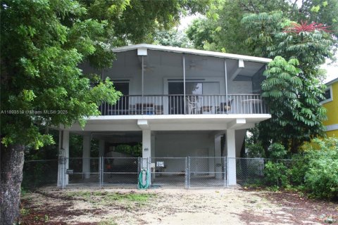 Casa en venta en Tavernier, Florida, 3 dormitorios, 128.21 m2 № 1945733 - foto 1