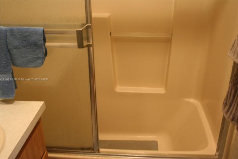 Casa en venta en Tavernier, Florida, 3 dormitorios, 128.21 m2 № 1945733 - foto 13